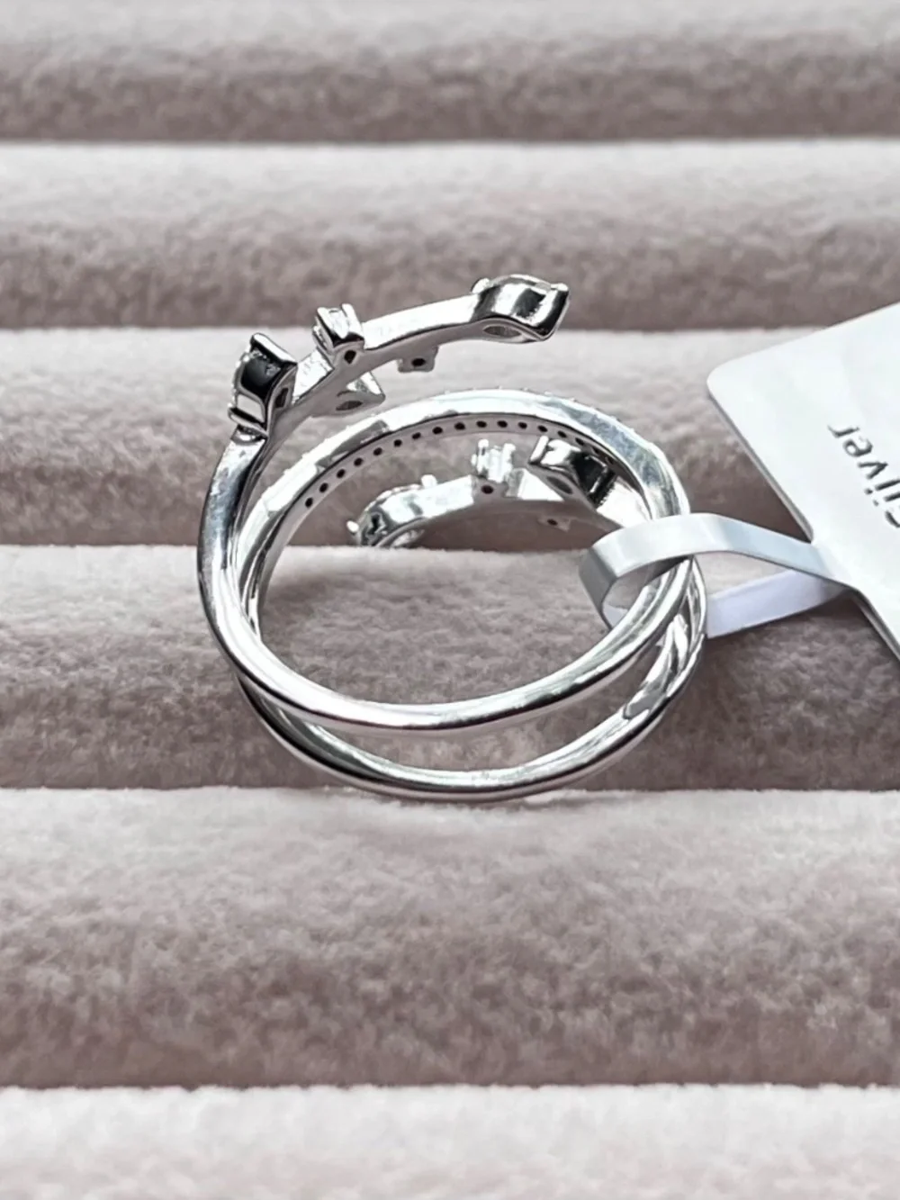 R121 | Moissanite Wrap-Around Ring